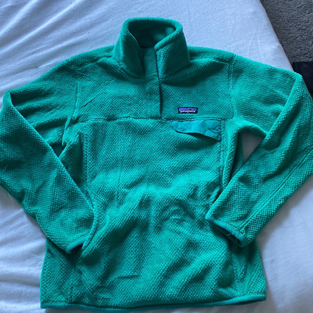 Green Patagonia new without tag